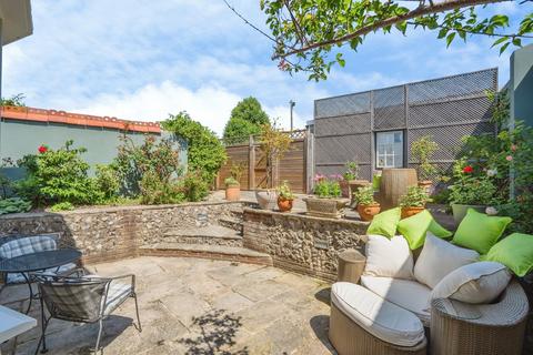 3 bedroom end of terrace house for sale, East Street, Westbourne, Emsworth, West Sussex, PO10