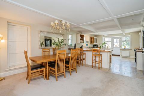 3 bedroom end of terrace house for sale, East Street, Westbourne, Emsworth, West Sussex, PO10