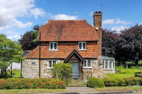2 bedroom detached house for sale, Nutfield Marsh Road, Redhill RH1