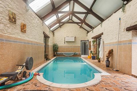 3 bedroom farm house for sale, Felindre, Swansea