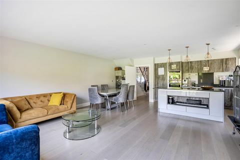 The Drive, Banstead