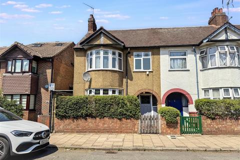 Henniker Road, London