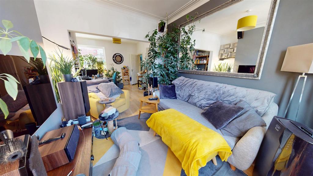 House in Salford, Greater Manchester - View 5