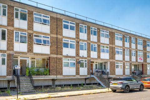 Lorrimore Square, Walworth, London, SE17
