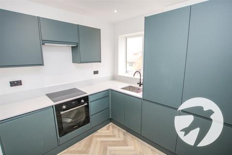 2 bedroom flat for sale, Woodington Close, London, SE9