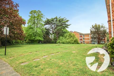 2 bedroom flat for sale, Woodington Close, London, SE9