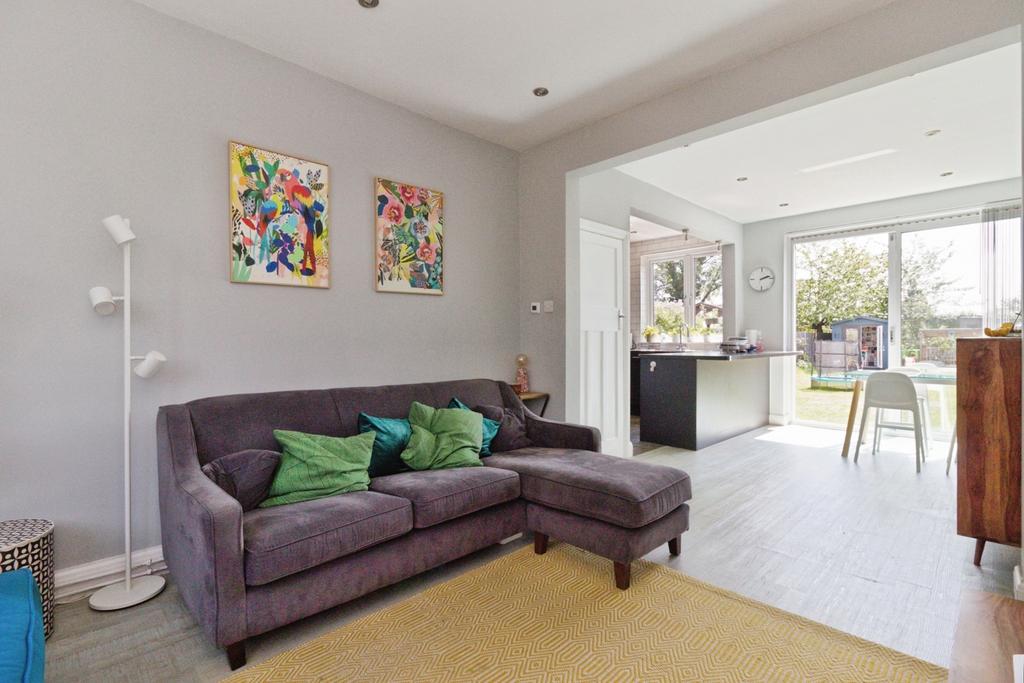 House in London, Plumstead - More