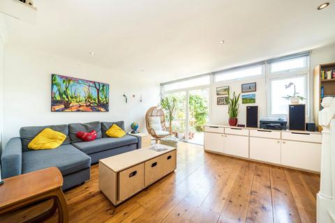 Birch Close, London SE15