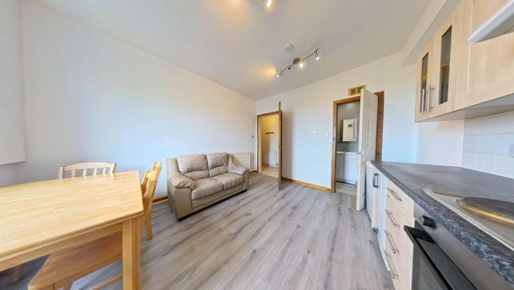 Apartment in Aberdeen, Torry - View 2