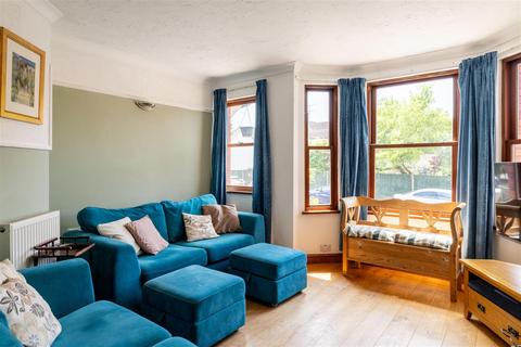 4 bedroom semi-detached house for sale, Ifold Road, Redhill