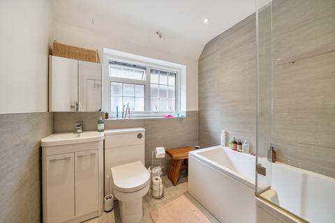 undefined, Ickenham Close, Ruislip, Middlesex