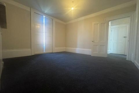 2 bedroom flat to rent, Ashford Road, Maidstone, Kent, ME14
