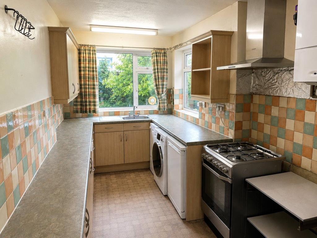 House in Sandwell, Quinton - More
