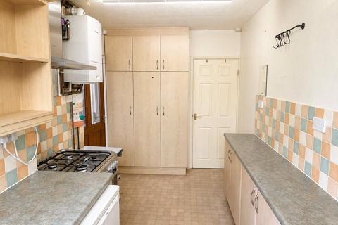 3 bedroom semi-detached house for sale, Apsley Road, Oldbury, West Midlands, B68