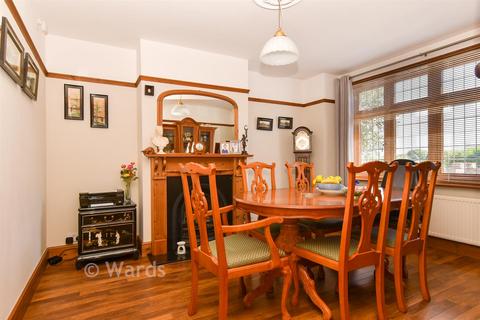 Rippersley Road, Welling DA16