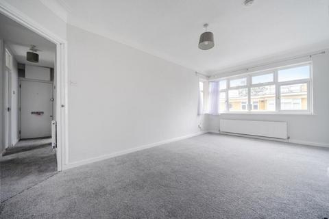 undefined, Lincoln Close, LONDON