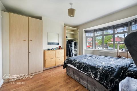 3 bedroom semi-detached house for sale, High Grove, Plumstead