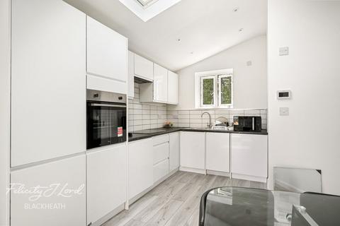 3 bedroom semi-detached house for sale, High Grove, Plumstead