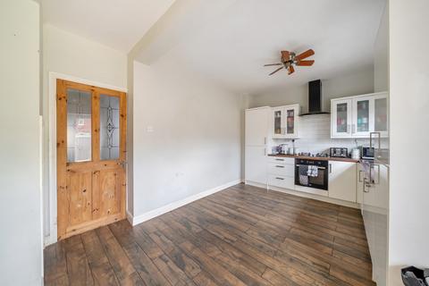 3 bedroom terraced house for sale, Newbald Grove, East Riding of Yorkshi HU6