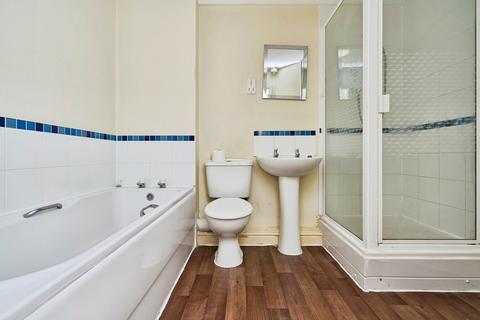 2 bedroom flat for sale, Waterfront Way, Walsall, West Midlands, WS2