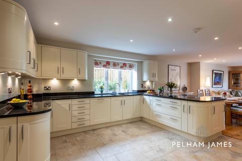 6 bedroom detached house for sale, Sulehay Road, Yarwell, PE8