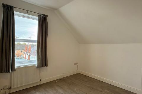 1 bedroom flat to rent, Cheddon Road, Taunton, TA2