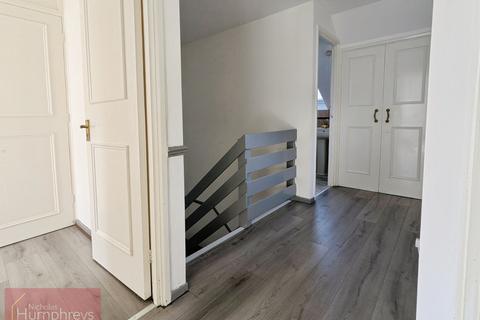 4 bedroom semi-detached house to rent, Strawmead, Hatfield AL10
