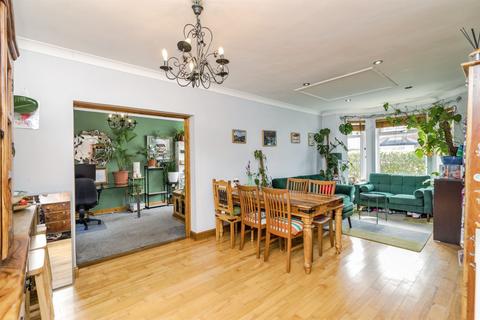 4 bedroom detached house for sale, Rochester Road, LOWESTOFT