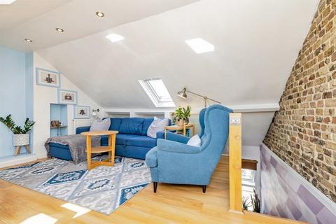 1 bedroom maisonette for sale, Gladstone Road, Watford