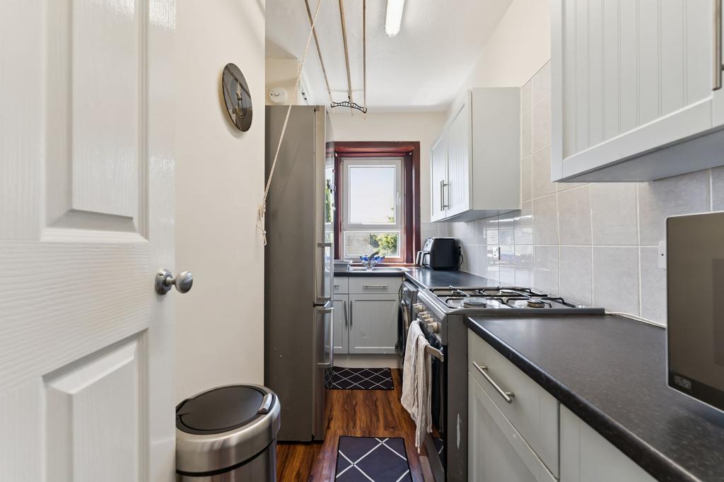 Apartment in Glasgow, Scotstounhill, Scotstoun - View 5