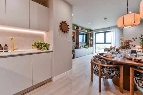 1 bedroom flat for sale, Woodberry Down, Finsbury Park N4