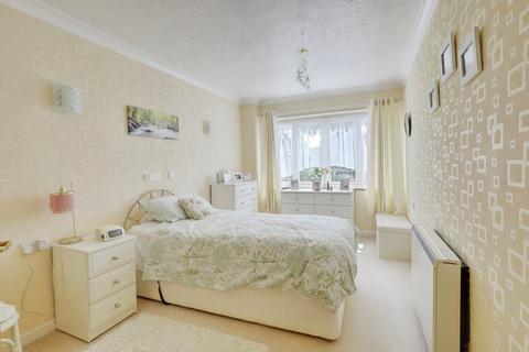 undefined, Orchard Mead, Leigh-on-sea, SS9