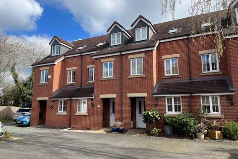 3 bedroom house to rent, The Limes, Uttoxeter