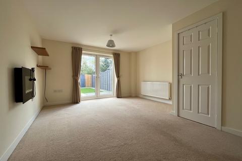 3 bedroom house to rent, The Limes, Uttoxeter