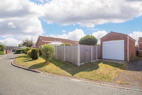 2 bedroom detached bungalow for sale, Buckland Rise, Eaton