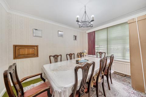 5 bedroom detached house for sale, Ducks Hill Road, Northwood, Middlesex