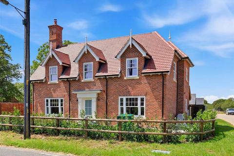 4 bedroom detached house for sale, The Nest, Mersea Road, Abberton, Colchester, CO5