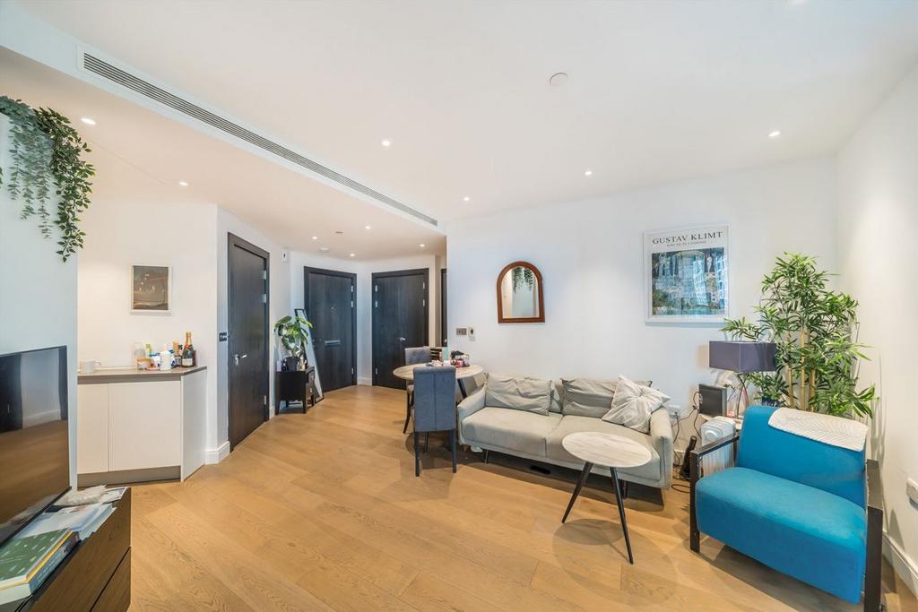 Apartment in London - View 2