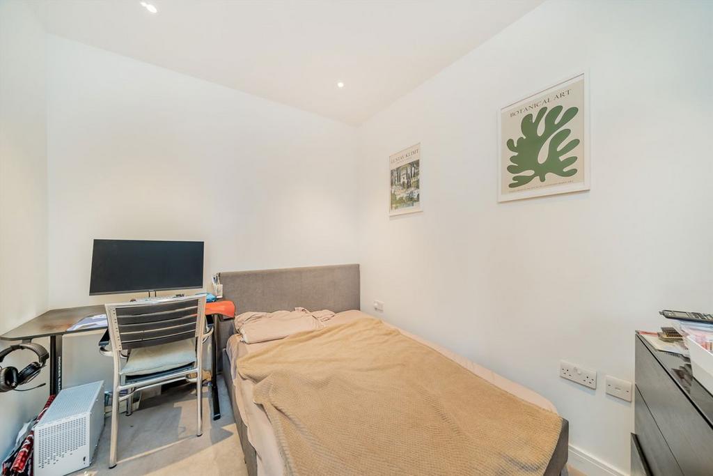 Apartment in London - More