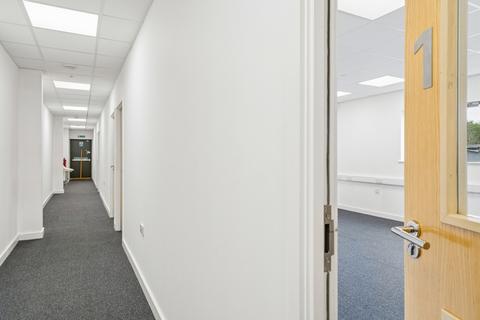 Industrial development to rent, Bicester Rd Westcott HP18 0JX