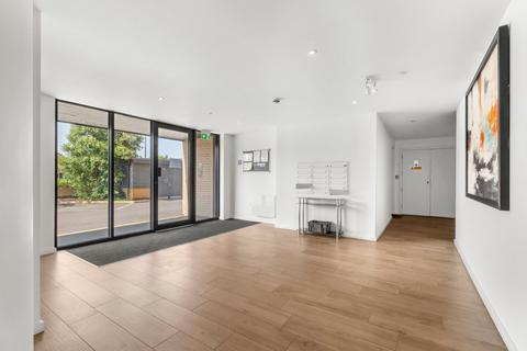 2 bedroom flat for sale, Angus Court, Thame OX9