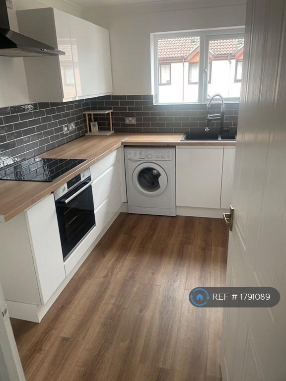 2 bedroom maisonette to rent