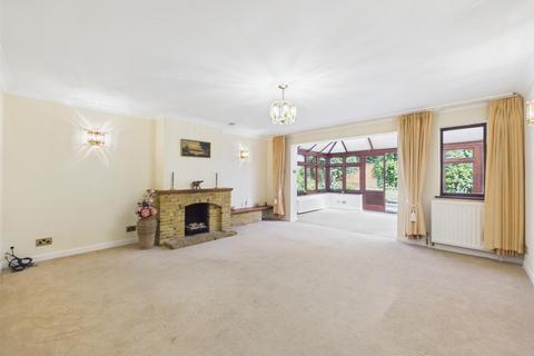 undefined, St. Edmunds Avenue, Ruislip HA4