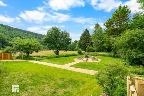 9 bedroom detached house for sale, Pontygwaith Treharris CF46 5PD