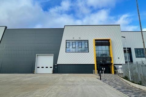 Warehouse to rent, Unit 1-3 Tewin Rd Welwyn Garden City AL7 1BD