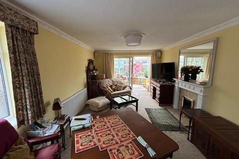 2 bedroom detached bungalow for sale, Highfields Drive, Bilsthorpe
