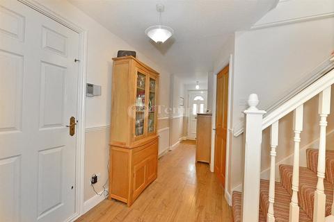 4 bedroom detached house for sale, Wellcroft Close, Mansfield