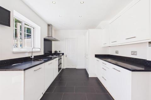 3 bedroom semi-detached house for sale, Rufus Close, Ruislip HA4