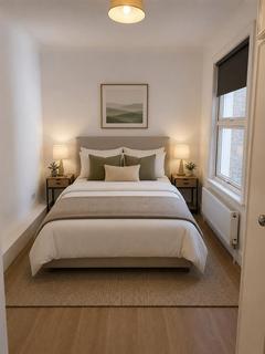 1 bedroom apartment to rent, South Parade Chiswick London