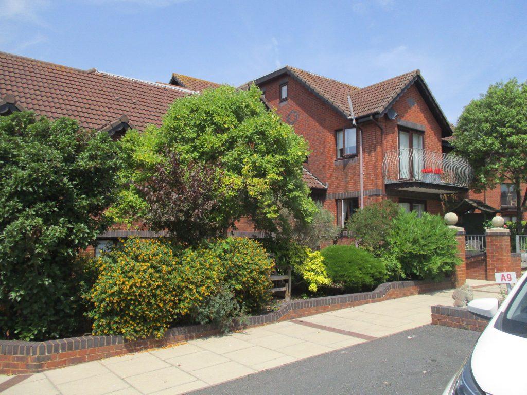 2 bedroom apartment to rent